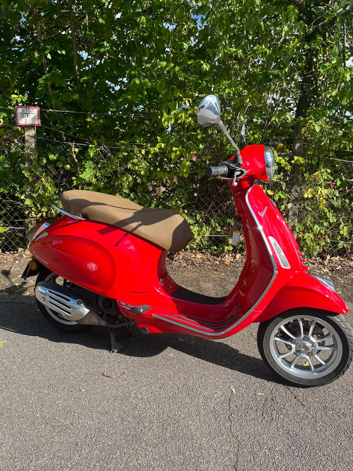 Vespa Primavera 50 i-get – 2019 – Rot – 16.900 km – Bild 2