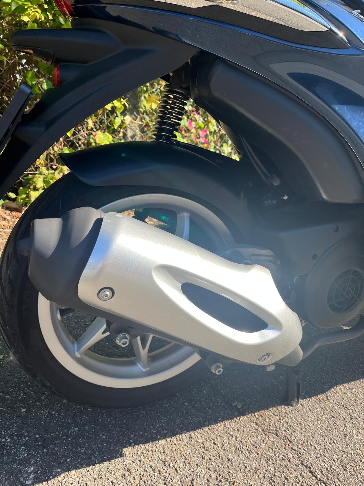 Piaggio Liberty 125 iGet ABS - Image 2